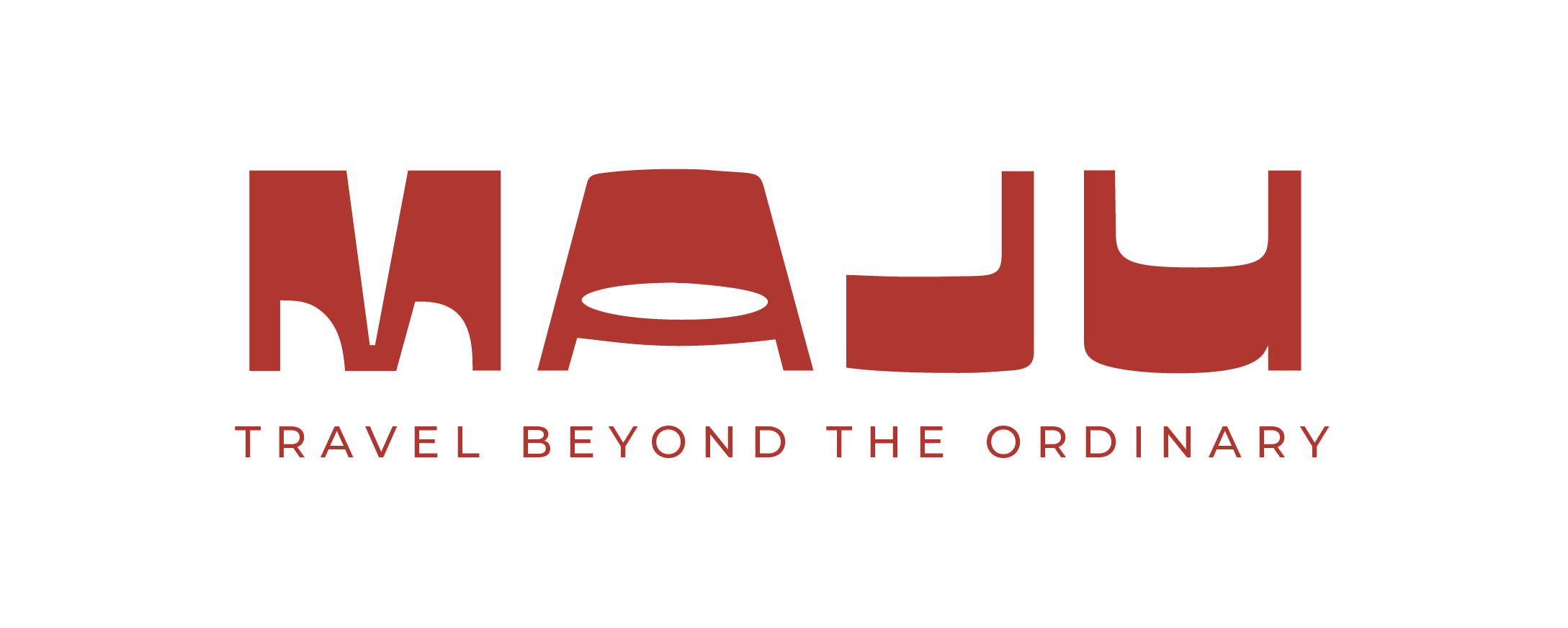 Logo von MAJU Travel in rötlichen Großbuchstaben mit dem Slogan „Travel Beyond the Ordinary“ darunter.